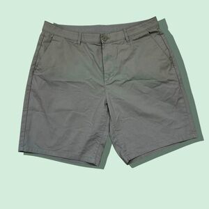 Men’s Calvin Klein‎ shorts grey/green size 36
